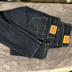 Men’s Levi’s 511 & 502 34X30 Gently Worn lot of 2